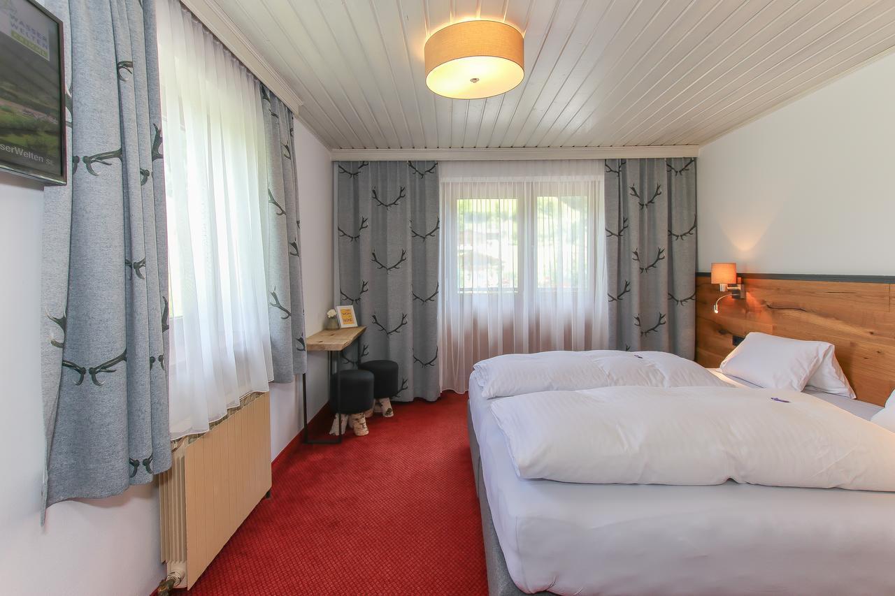 Gasthof Baerenwirt Hotell Fusch an der Grossglocknerstrasse Eksteriør bilde